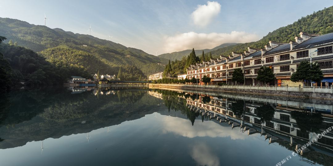 娄底连云龙山宾馆(龙山林场店)