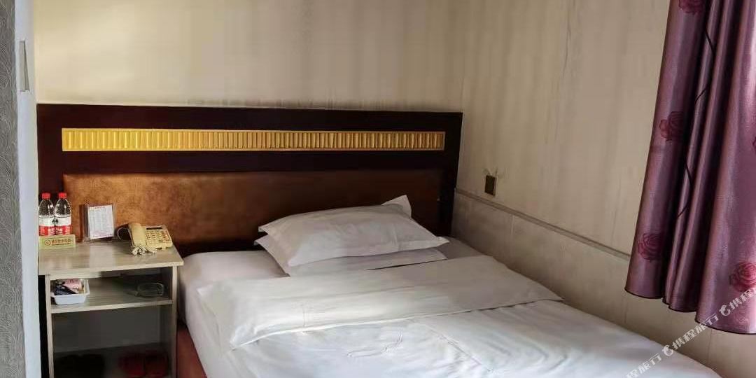 汪清圣洁时尚旅馆