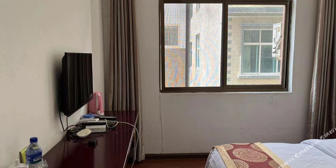 和宾馆(迎春巷店)