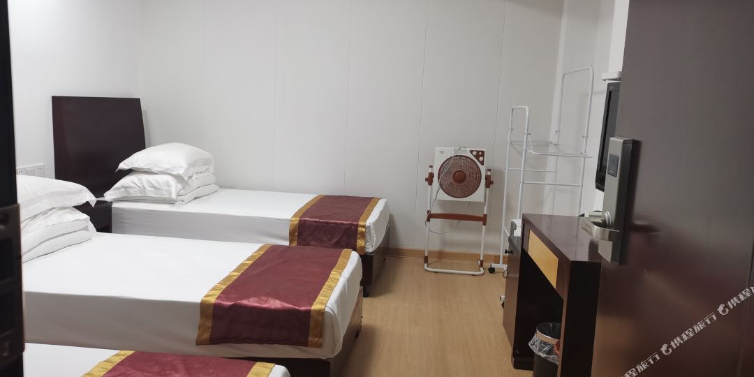 黄山黄顶701发射台招待所