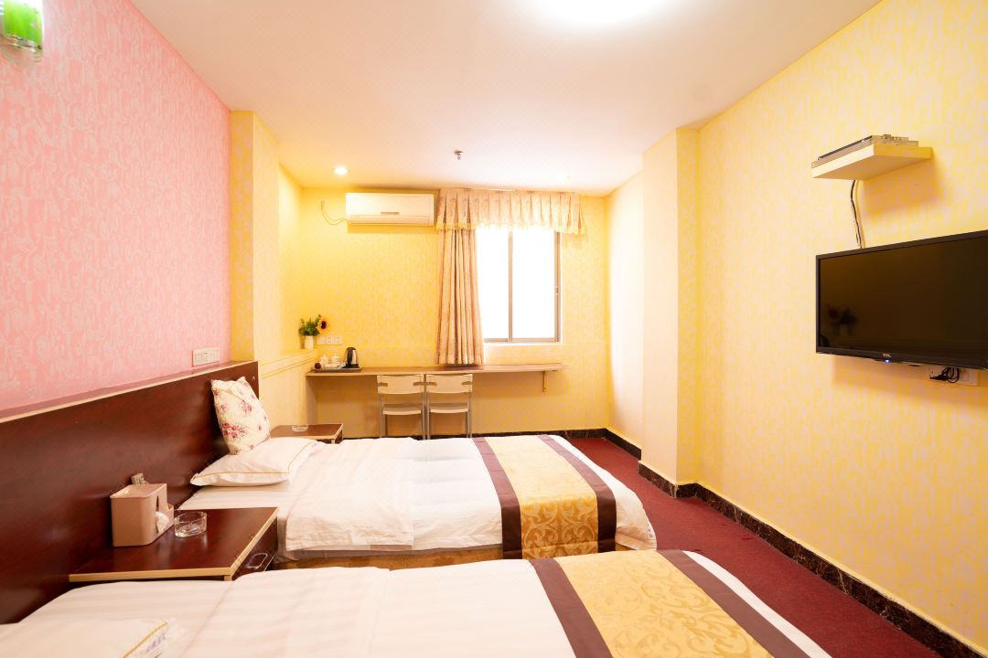 Heshan Yunlai Inn