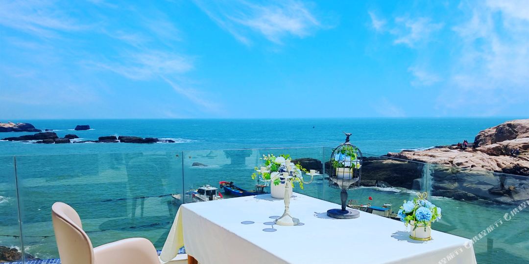 东极漫屿海景名宿(观日坪店)