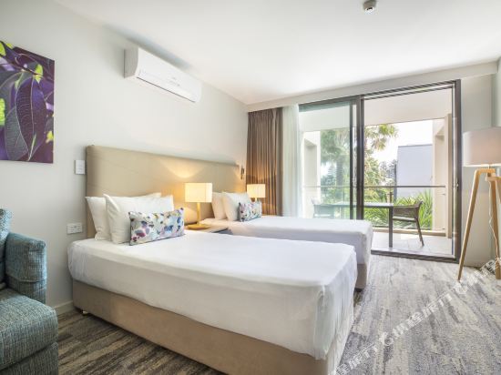 Narrabeen Sands Hotel by Nightcap Plus - Tap to explore photos
