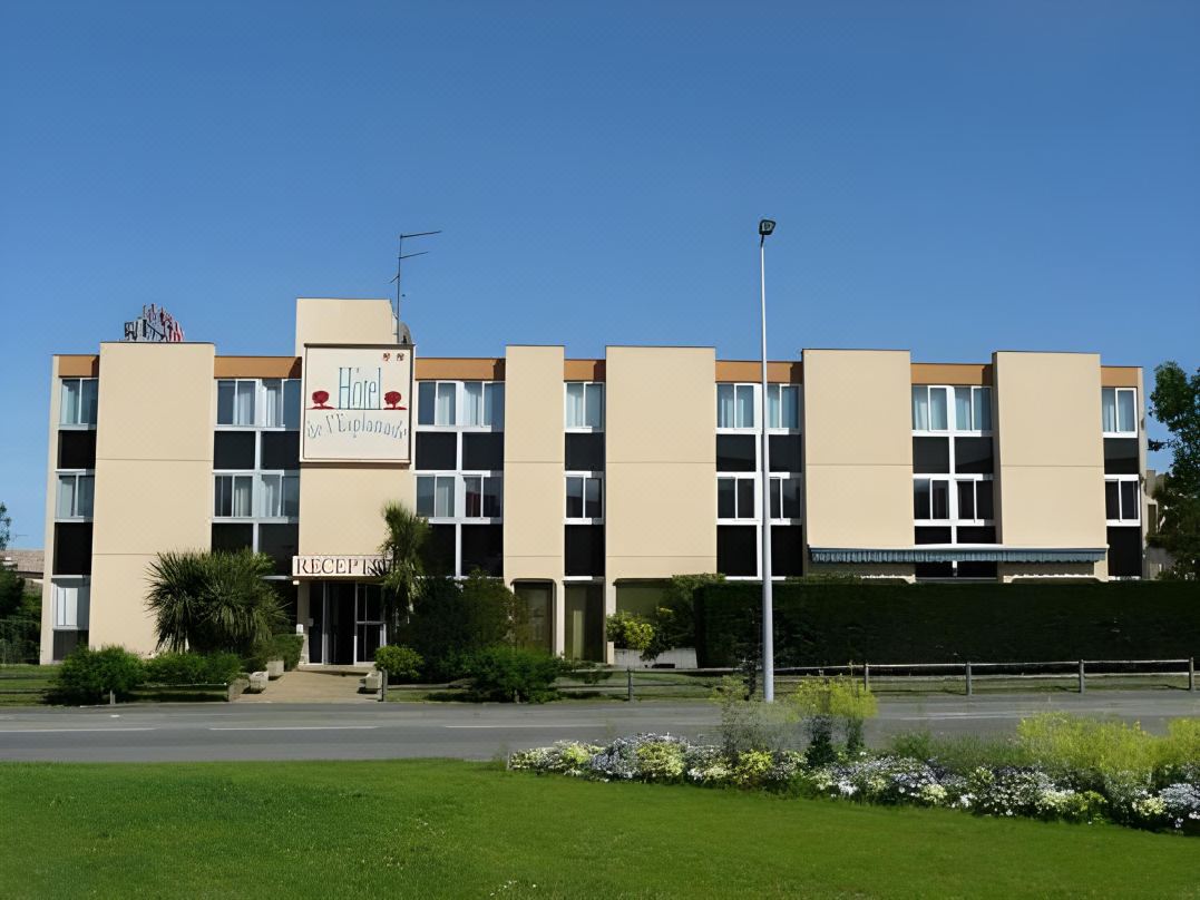 Brit Hotel Toulouse Colomiers – L’Esplanade