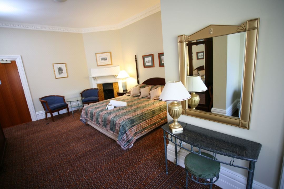 Darcy's Hotel