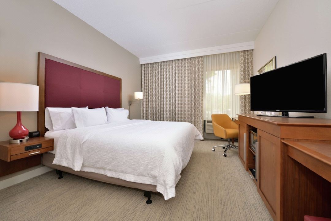 Hampton Inn Martinsburg