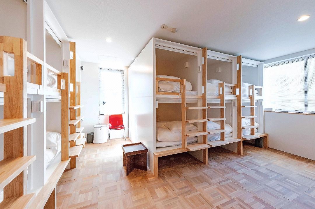 Plat Hostel Keikyu Haneda Home