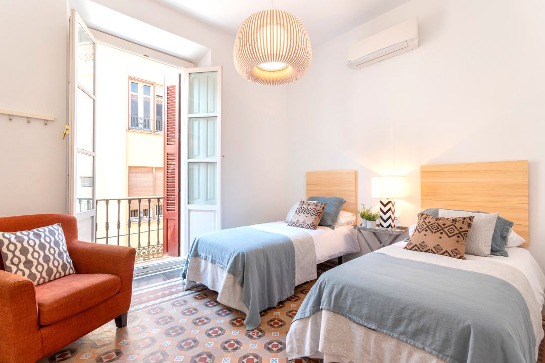 Fabulous Apartment Close to Commercial Area. Larios