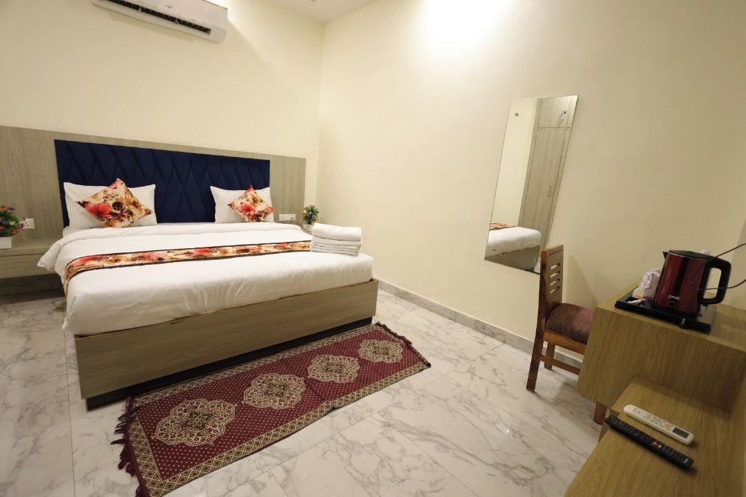 Hotel Taj Elevate