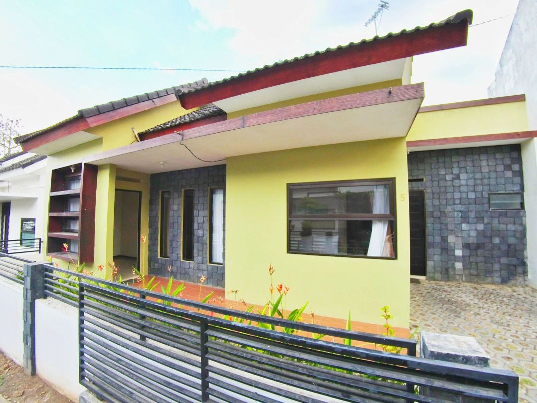 Villa Batu 2 Kamar 5 Dekat Museum Angkut
