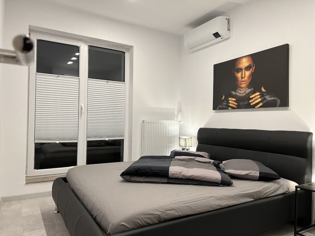 Amazing 2-Room Penthouse Cityview W13