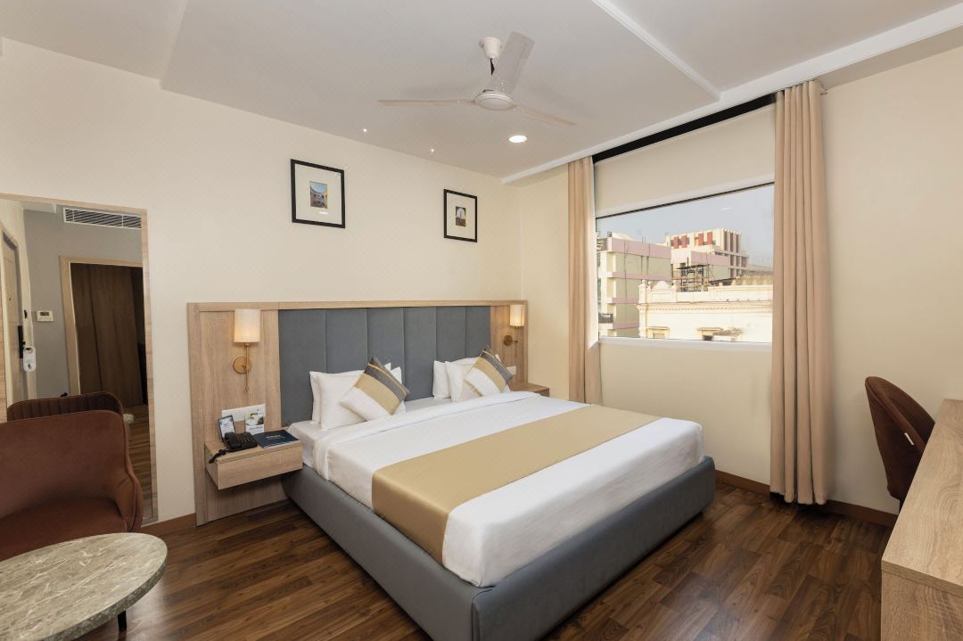 Asar Capoors Hotel Hazratganj by Orion Hotels