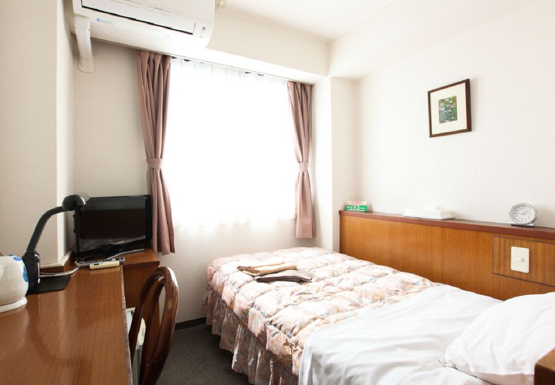 Uwajima Teminal Hotel