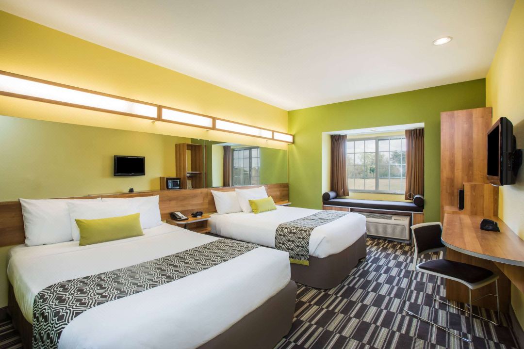 Microtel Inn & Suites by Wyndham Opelika