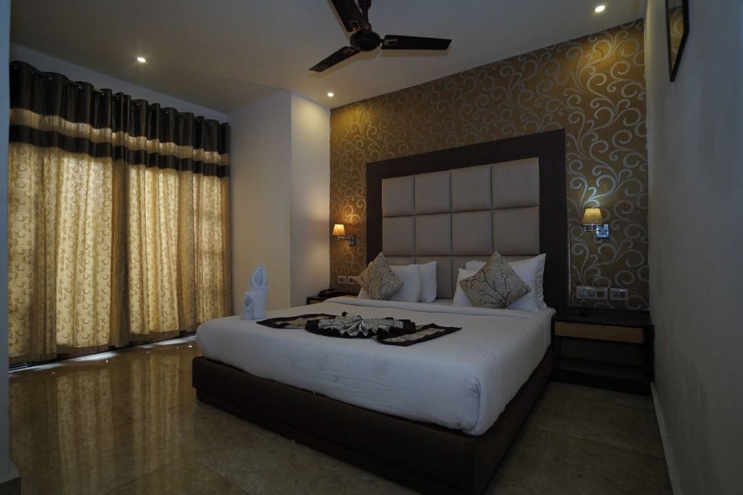 Terrace Valley Hotel