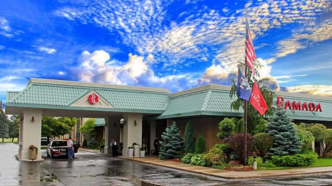 Ramada by Wyndham Alpena Hotel & Conference Center