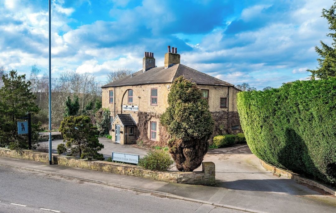 Bridge Farm Hotel