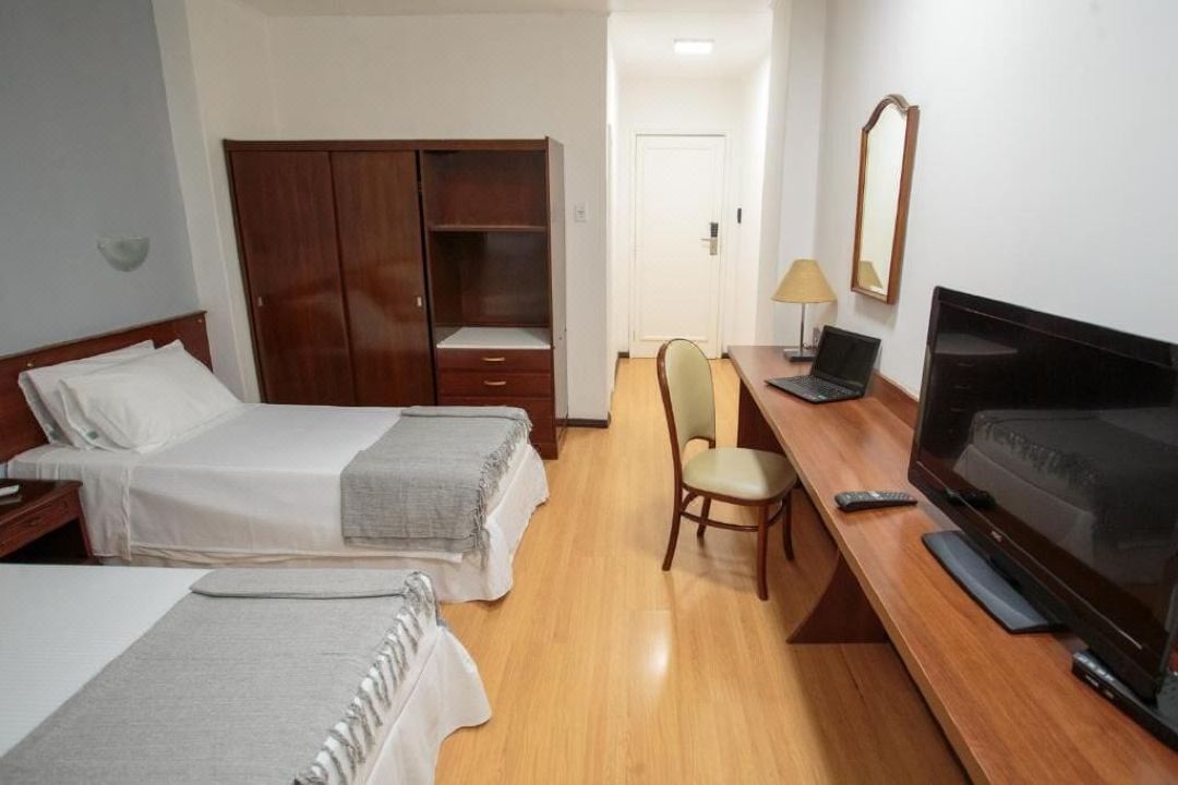 City Hotel by Fast10