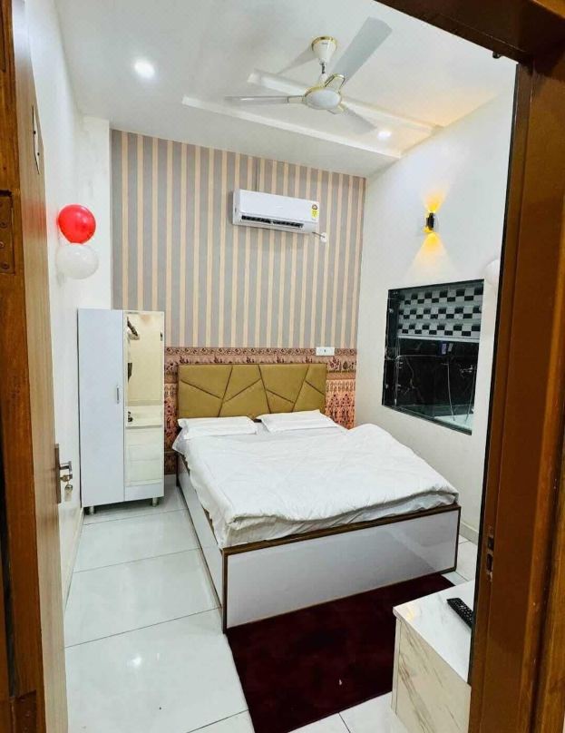 R3 HOTEL