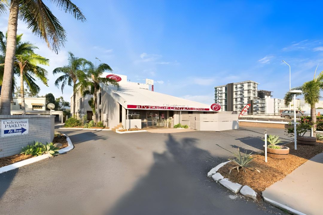 羅克漢普頓河濱中央飯店