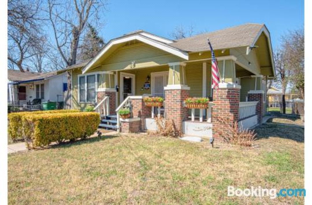 Stunning 3 Br Home Near DT Alamodome - Riverwalk