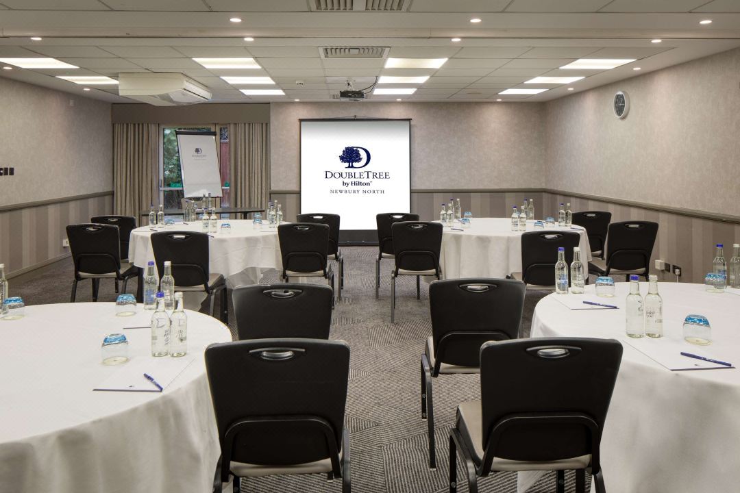 DoubleTree by Hilton Newbury North