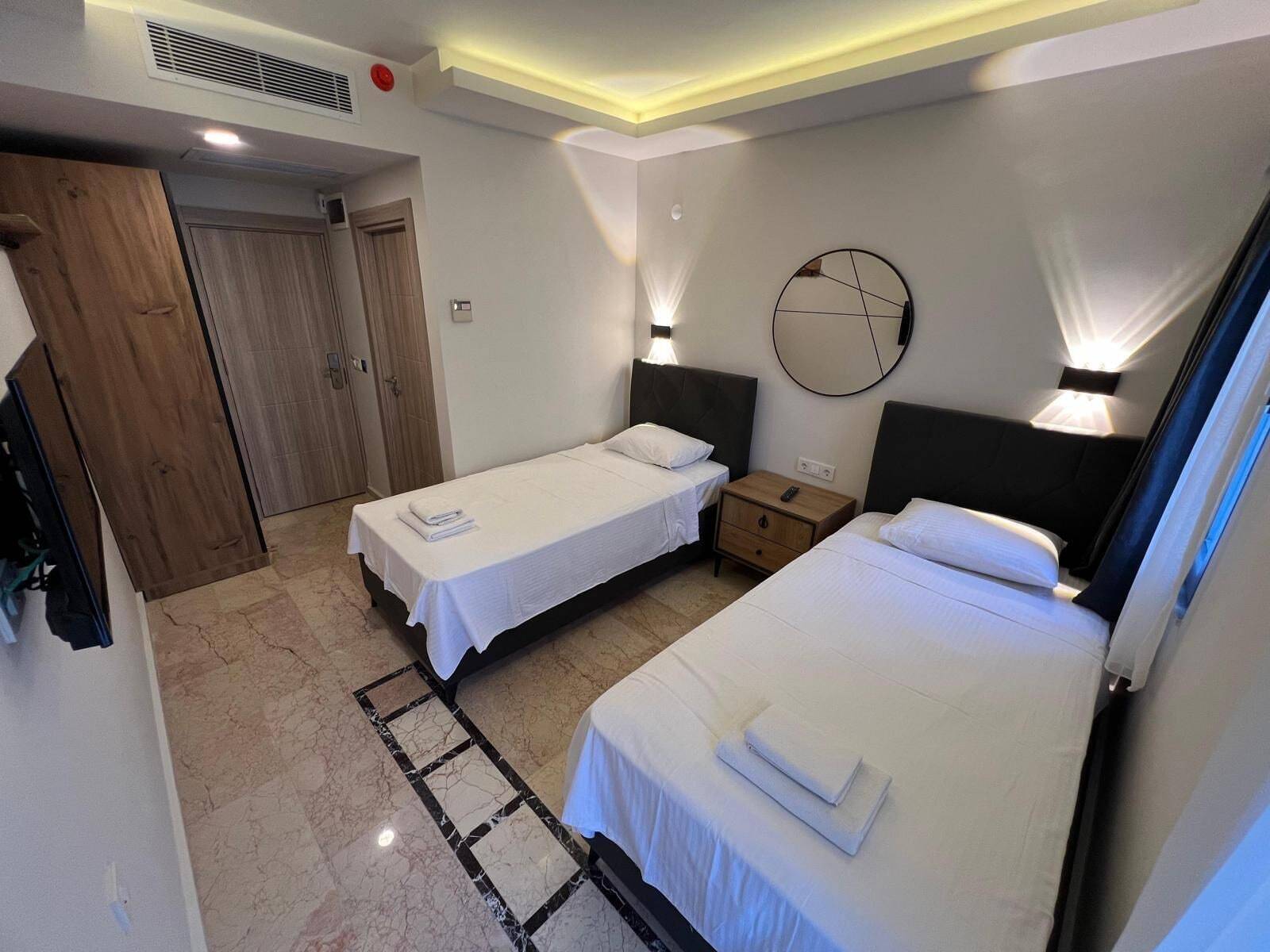 Jest Hotel