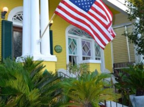 Auld Sweet Olive Bed and Breakfast | New Orleans Bed N Breakfast BOOK @ ₹1