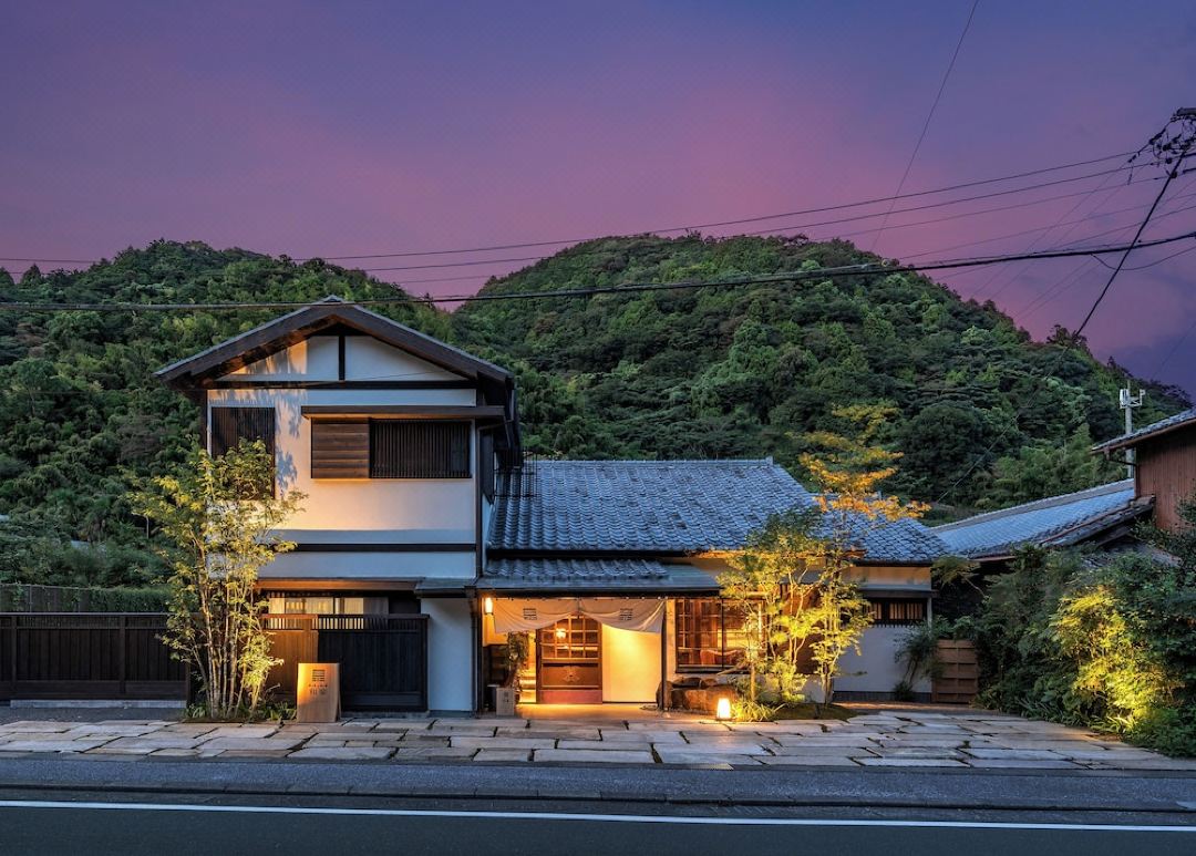Izumigaya Craft Inn WARAKU
