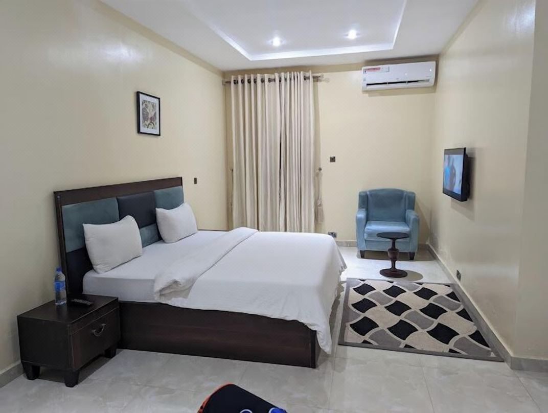 Mamma Chare Hotel