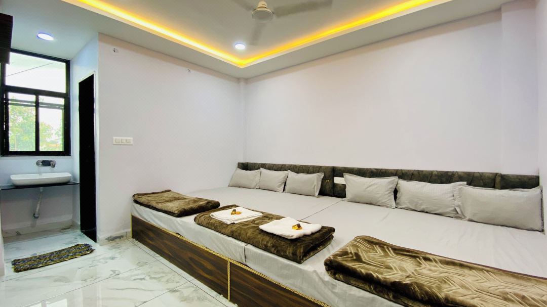 Hotel Laxmi Palace and Restaurants