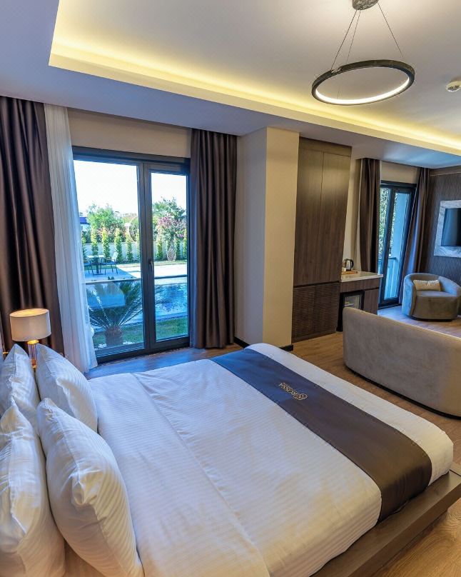 ROSSA MARIN HOTEL