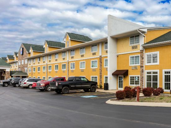 Comfort Inn & Suites Nashville Near Tanger Outlets  I-24 Antioch - Tap to explore photos