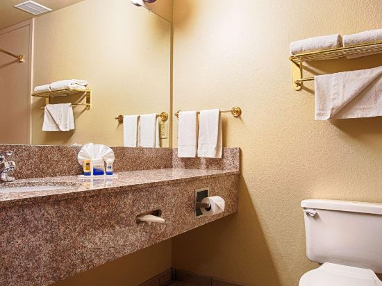 SureStay Plus Hotel by Best Western Quanah - Tap to explore photos
