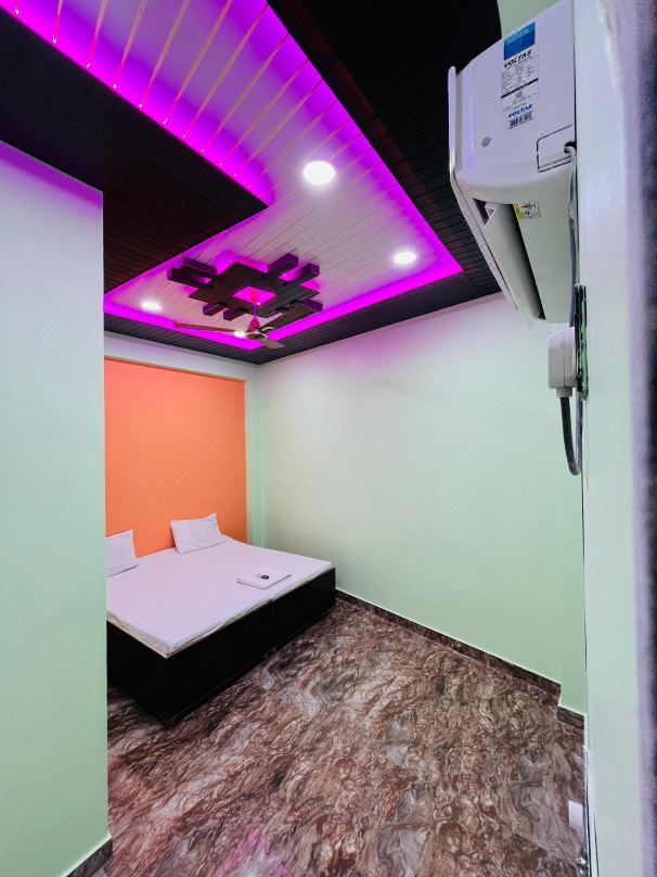 Vande Bharat P Guest House
