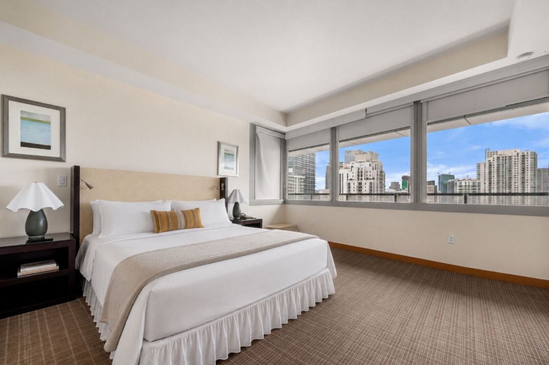 Brickell Arch Sea View Balcony Free Parking by Palermo Home Miami