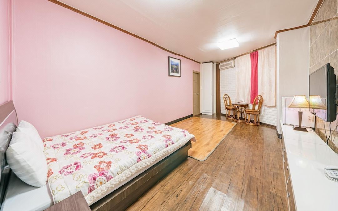 Jeju Yeongsung Motel