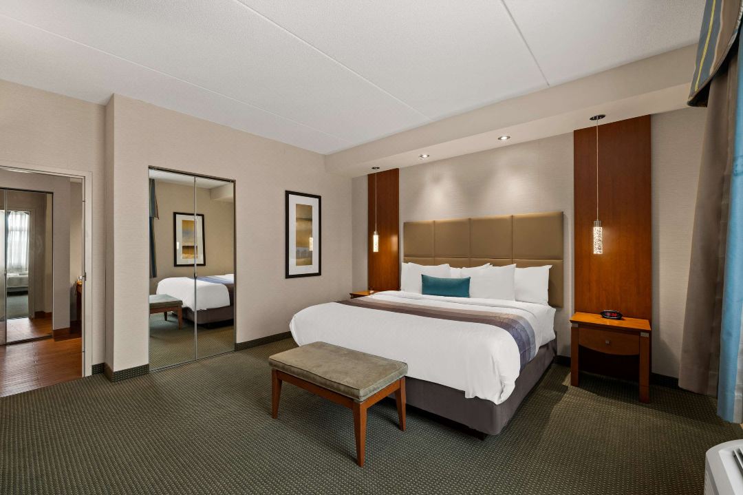Best Western Plus Orangeville Inn  Suites
