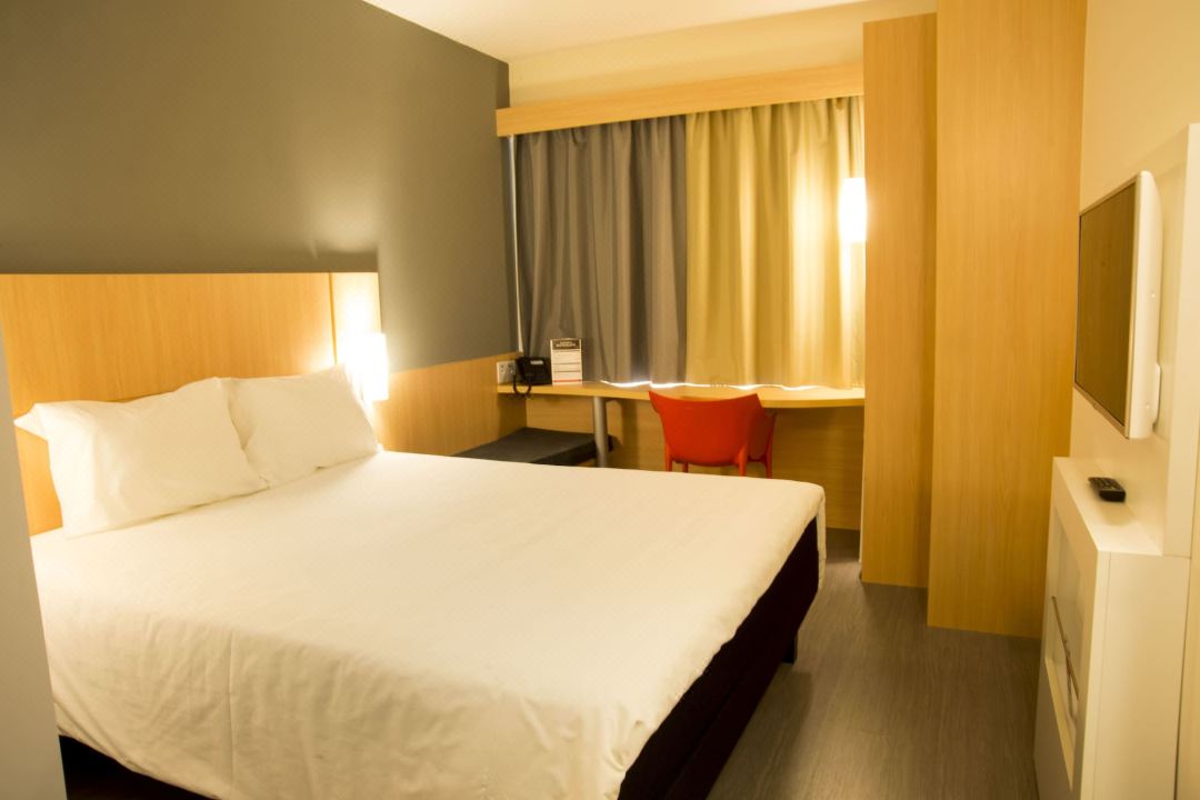 Ibis Aracruz