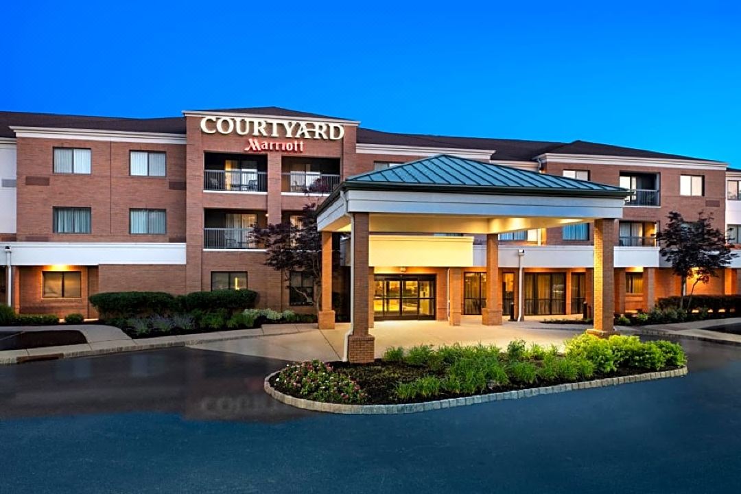 Courtyard West Orange