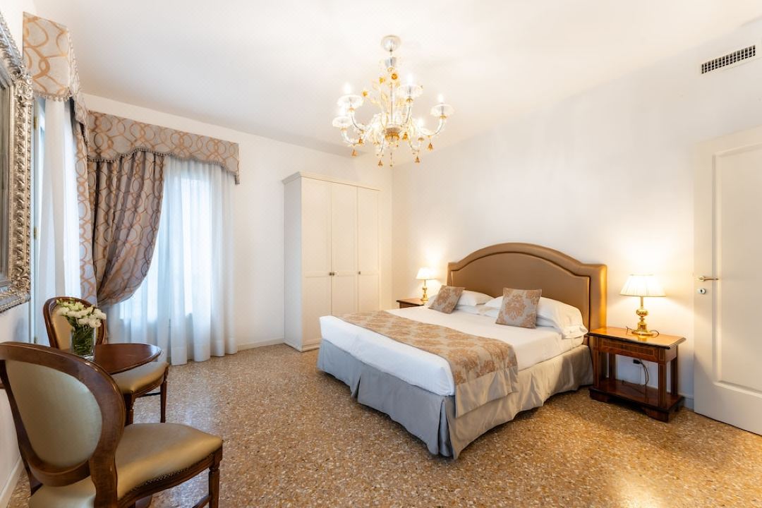 San Teodoro Palace - Luxury Apartments