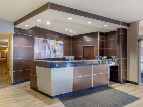 SpringHill Suites by Marriott Fort Collins - Tap to explore photos
