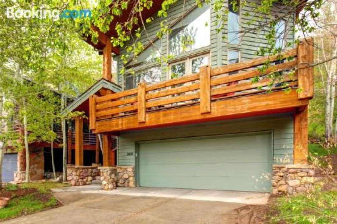K B M Resorts- Pac-2410 Palatial 5Bd Luxury Retreat in Deer Valley with Private Hot Tub