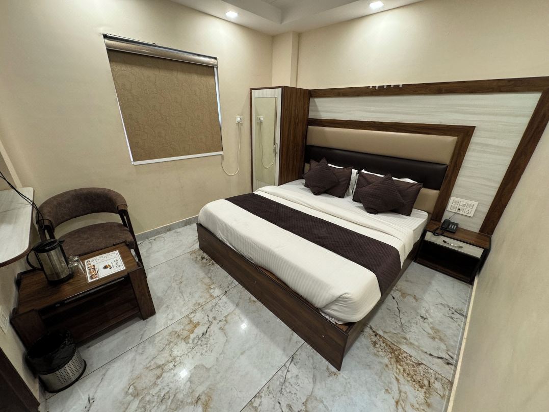 Hotel Dev Rishi By T And M Hotels