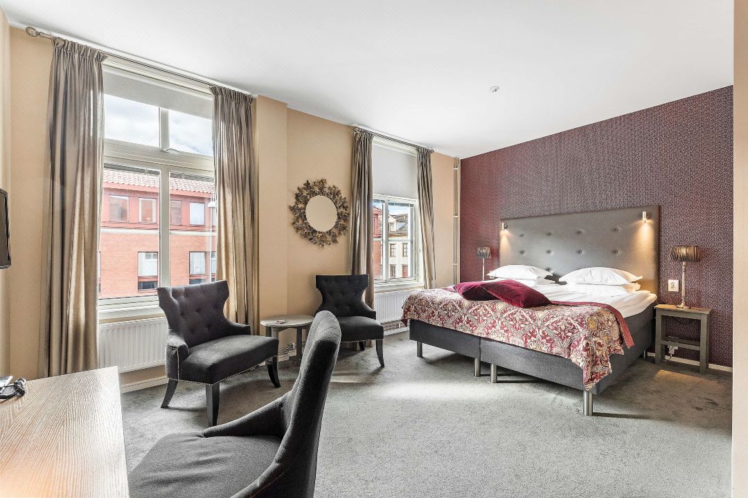 Best Western Plus Edward Hotel