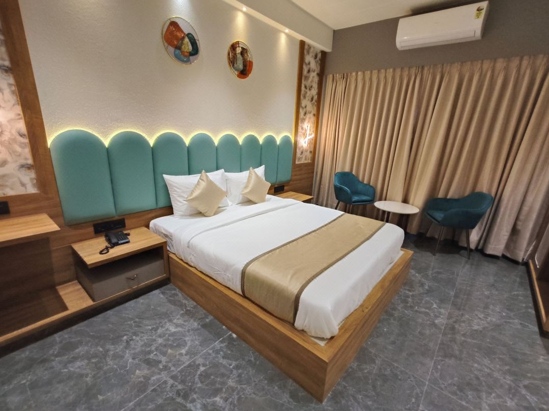 Stellar Suites Dombivali 飯店