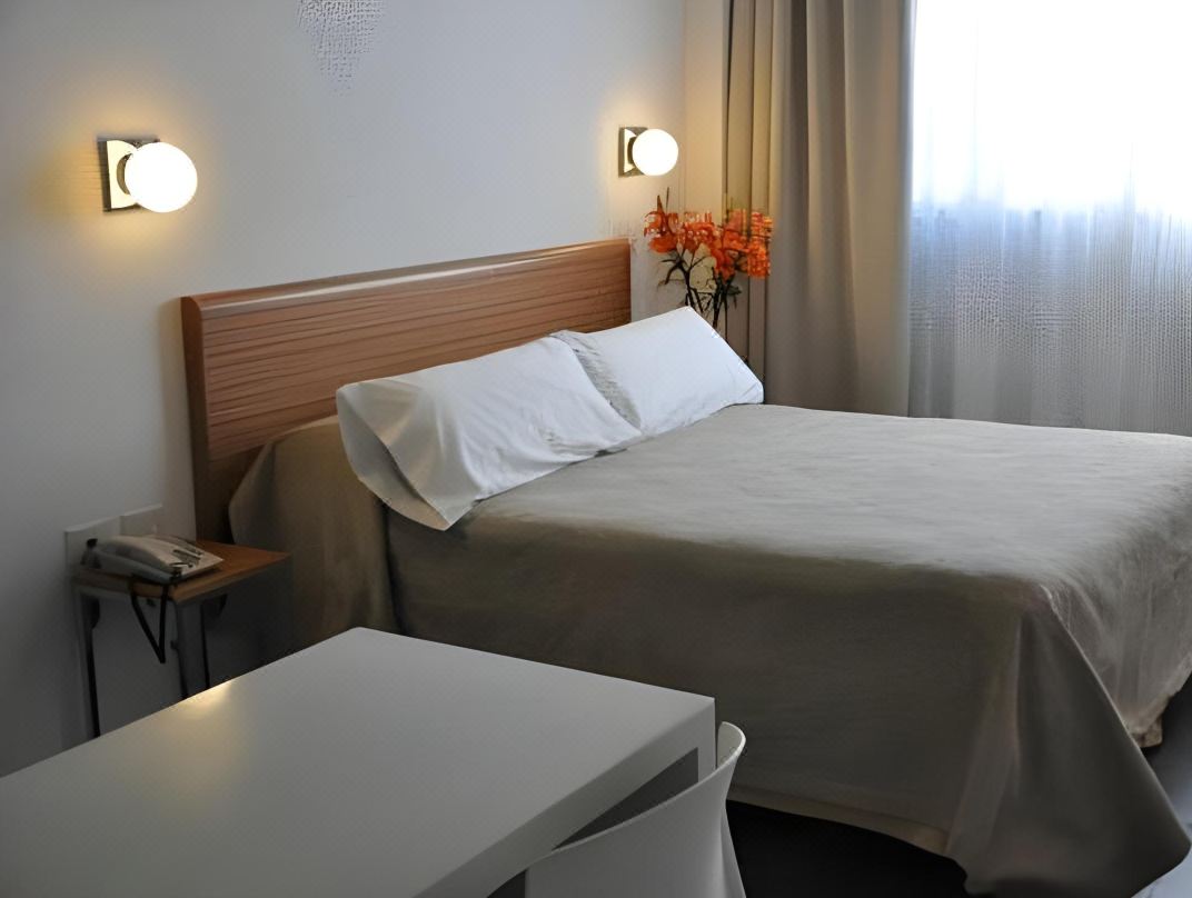 Roberta Rosa de Fontana Suites