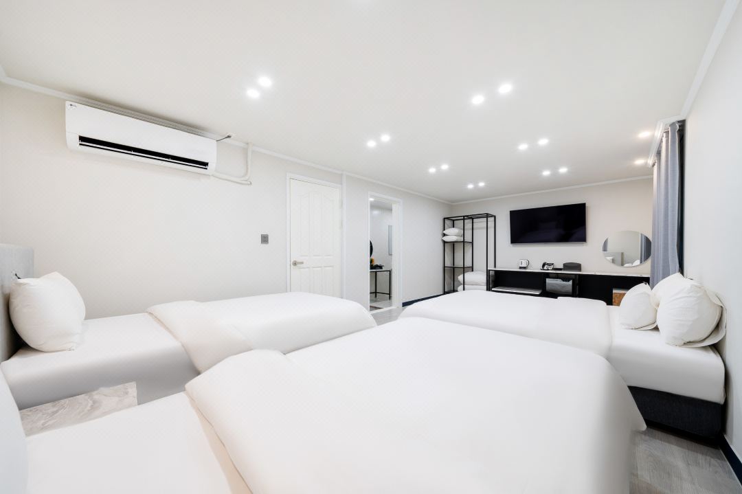 Hotel BOM