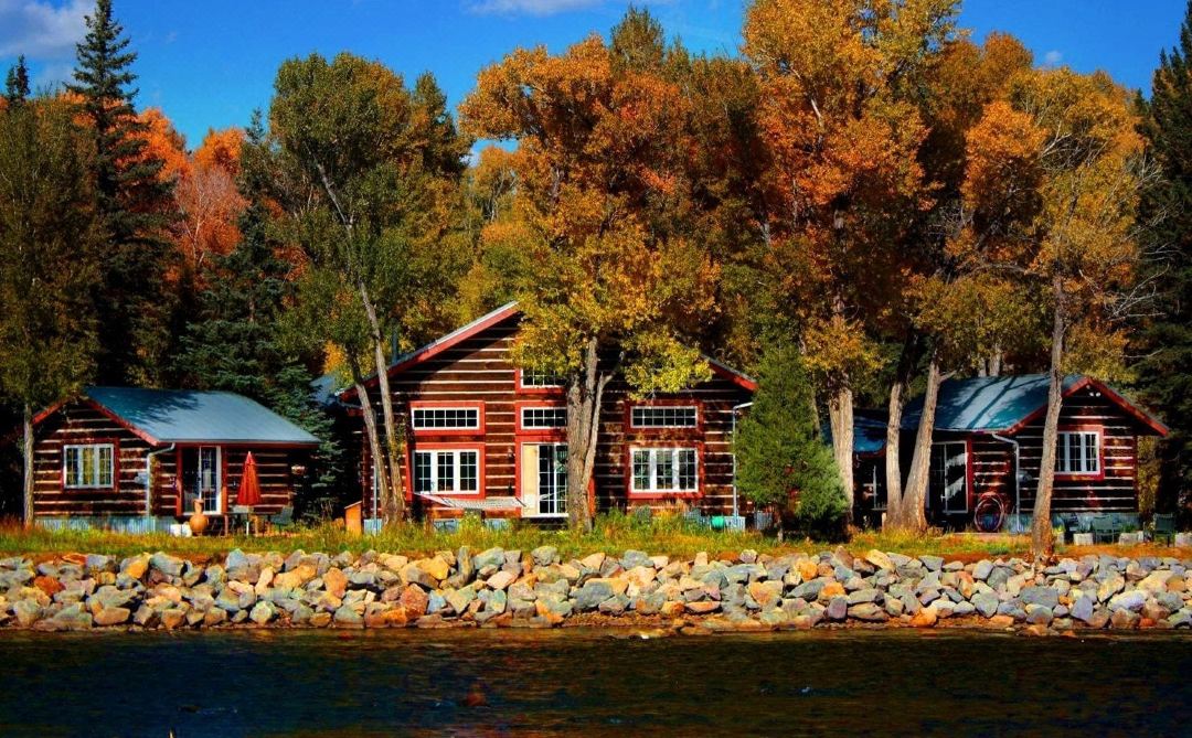 Riverside Meadows Cabins