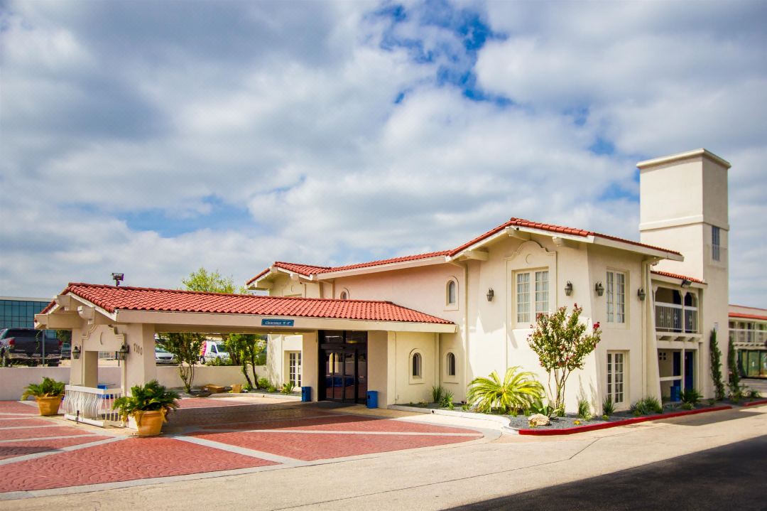 Motel 6 Austin, TX - Midtown